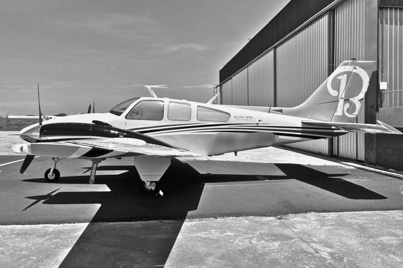 Beechcraft Baron E55